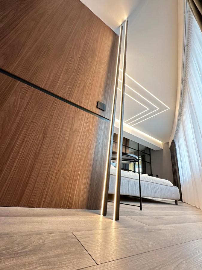 Boudoir Apartment City Tower - 15Th Floor Cluj-Napoca Eksteriør billede