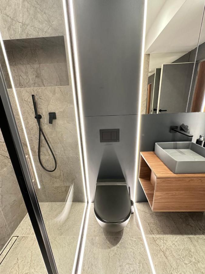 Boudoir Apartment City Tower - 15Th Floor Cluj-Napoca Eksteriør billede