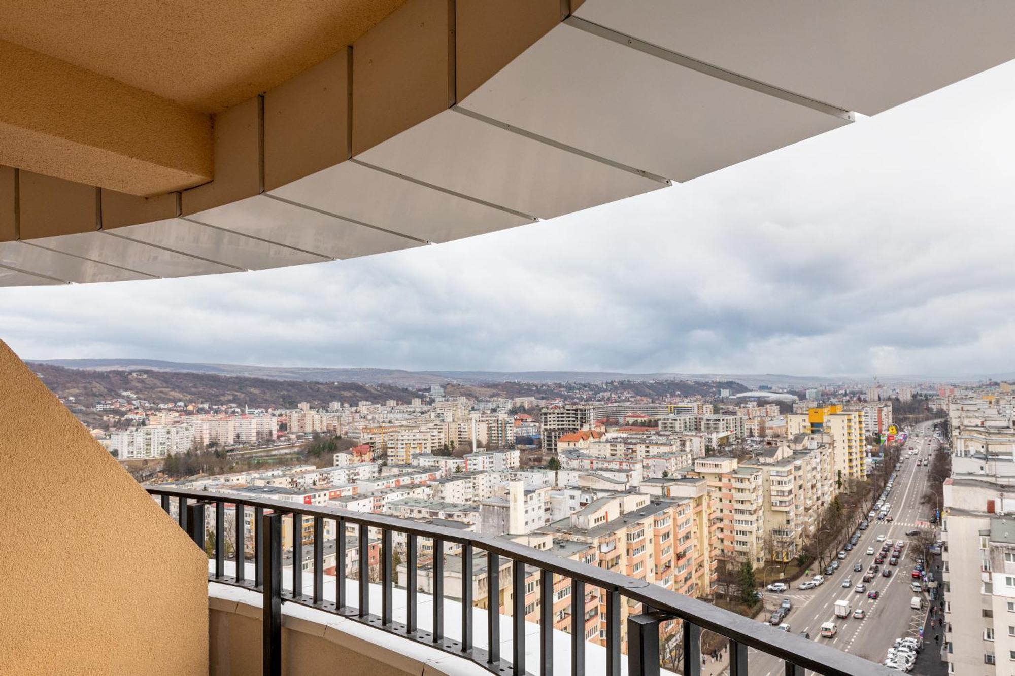 Boudoir Apartment City Tower - 15Th Floor Cluj-Napoca Eksteriør billede
